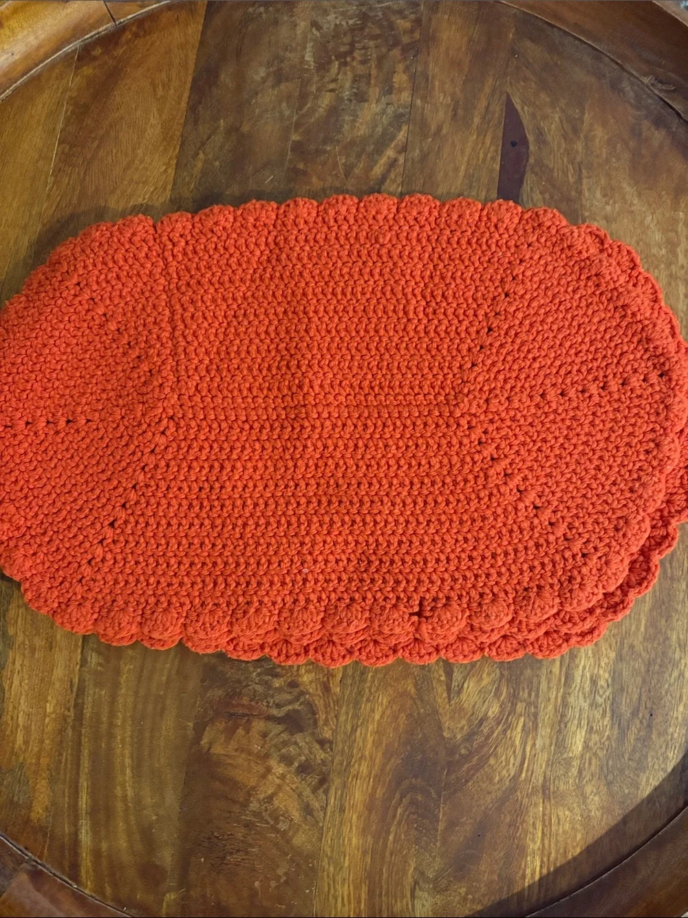 Vintage Orange Crochet Scalloped Edge Placemats Set of 4 1970s/1980s